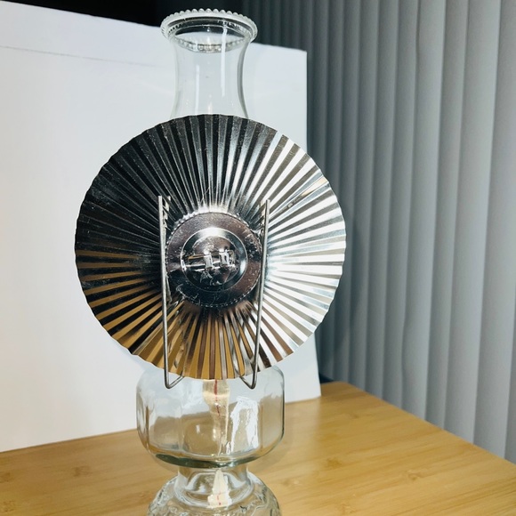 Vintage Oil Lamp - Picture 9 of 12